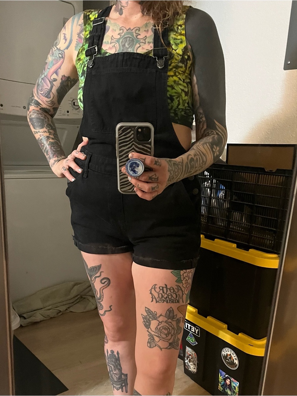 Women’s Madewell Medium Black Overall Shorts